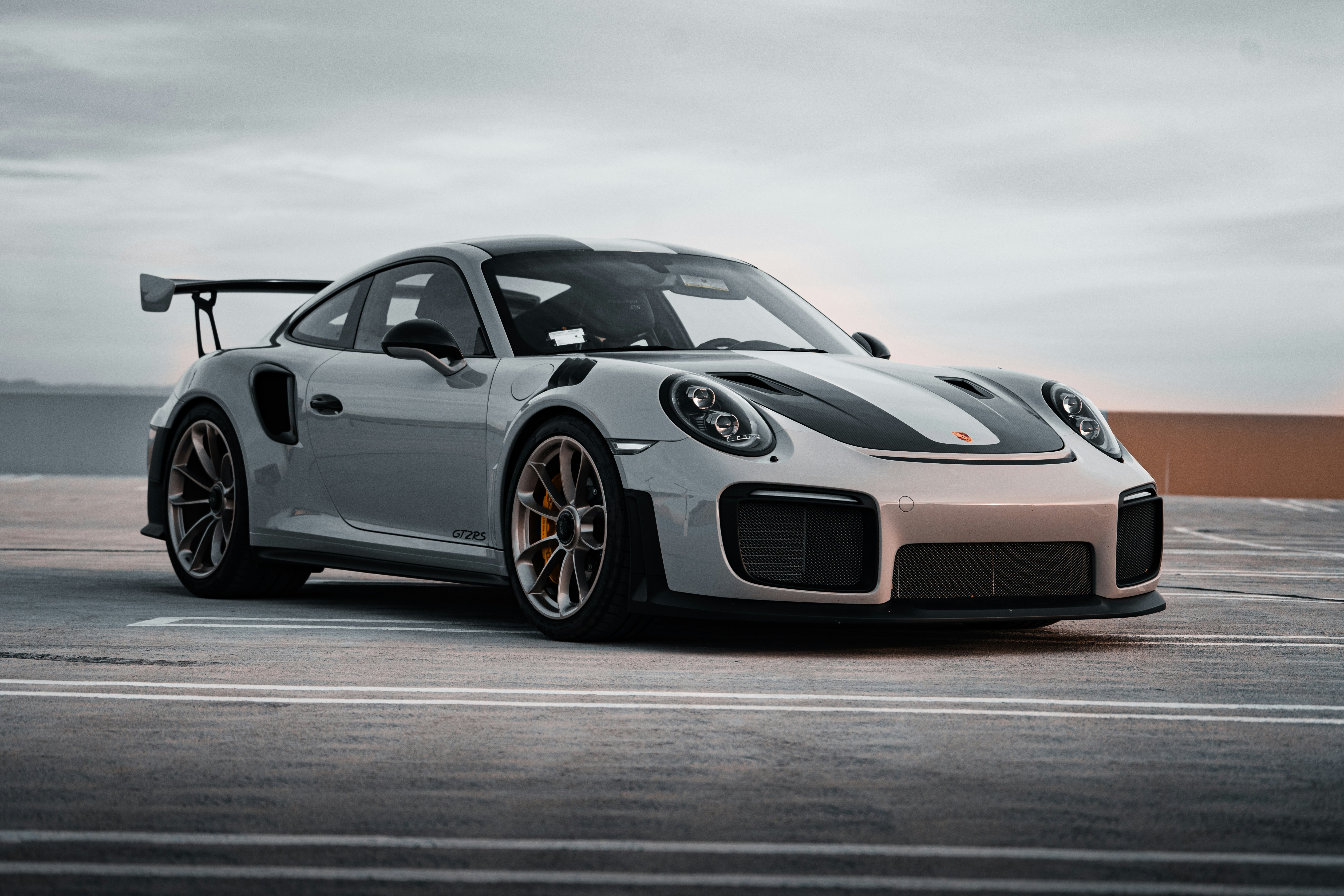 Dealer website showroom-style vehicle image